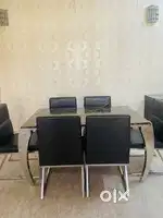 6 Seater dining table
