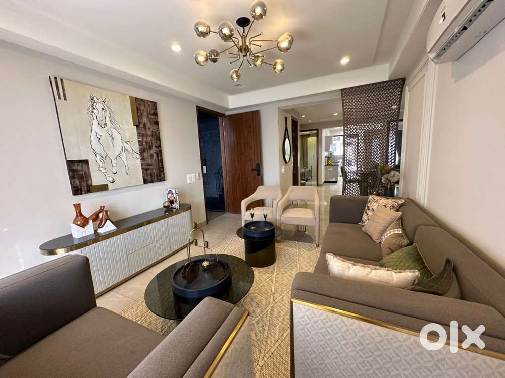 Urgent Required Female Sales Manager and Telecaller for Real Estate