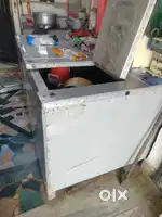 Dudh Dairy fridge 8 Tanki ka