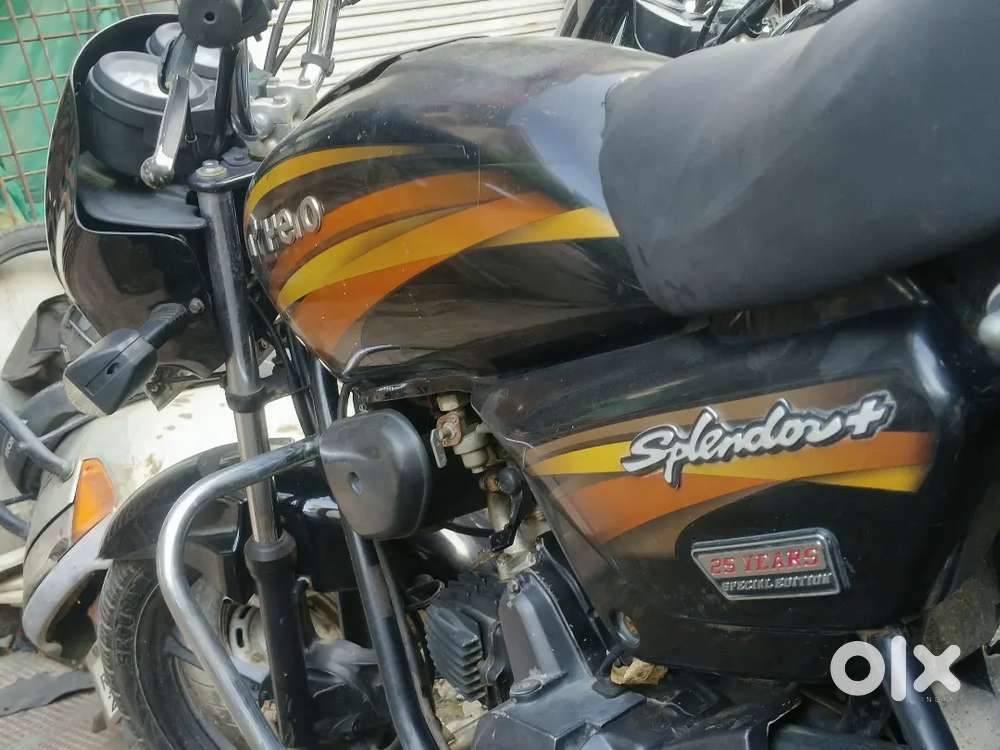 We'll condition bike one hand running