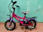 Cycle for female kids .