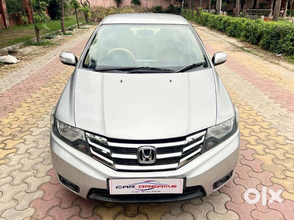 Honda City V AT, 2013, Petrol