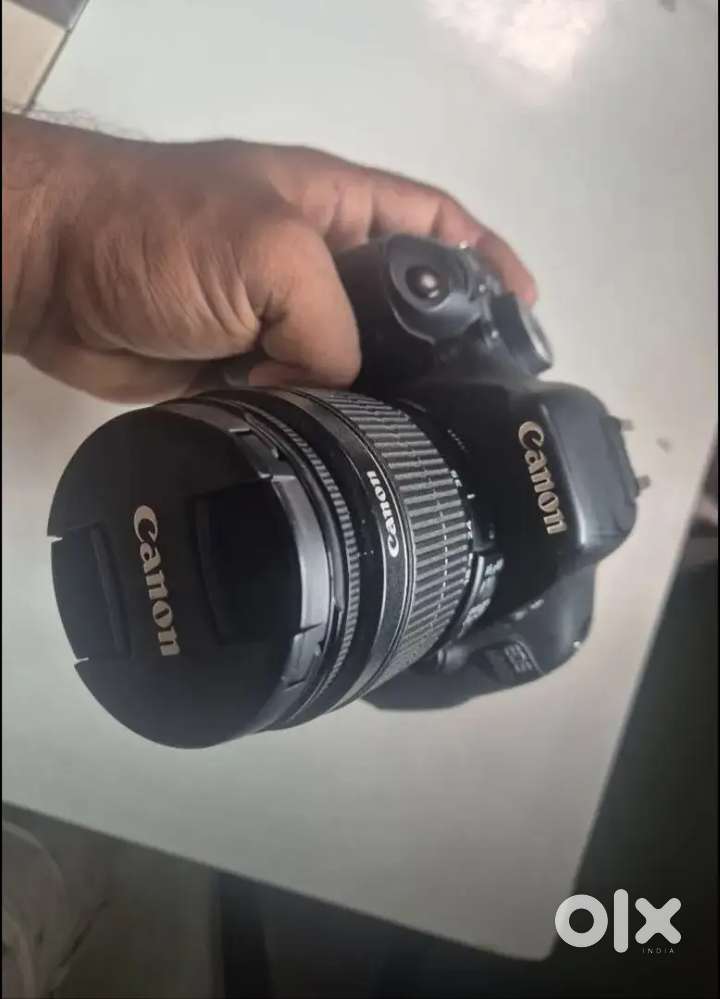 Canon 600d dslr camera