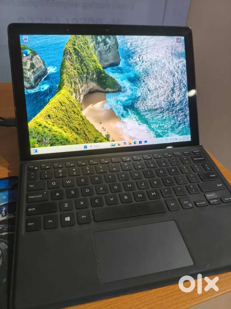 Dell 5290 2 in 1 touch screen laptop