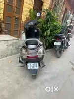 Some body screcth