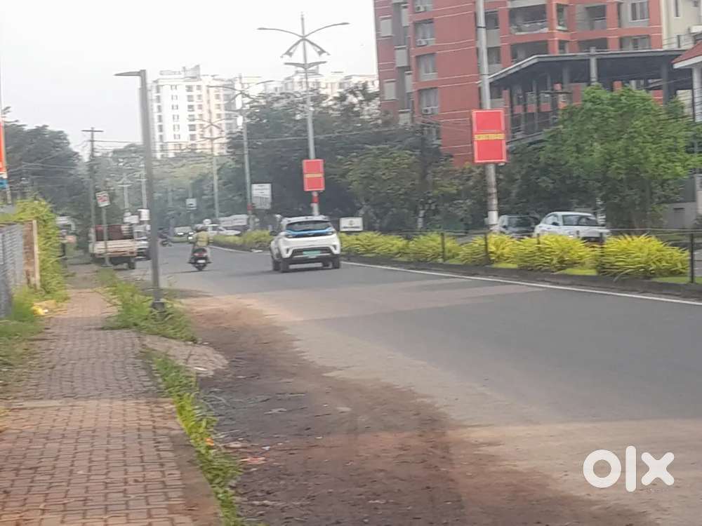 Kaloor stadium link road frontage 6.5cent commercial plot for sale.