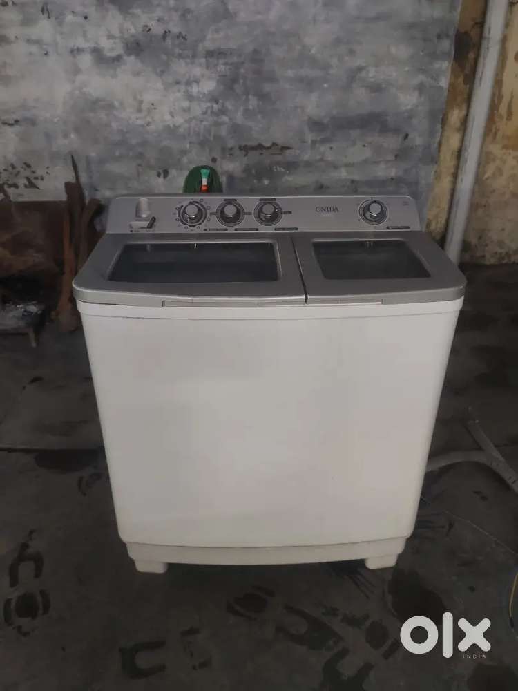 Onida company washing machine A1 condition chalu machine hai brend new