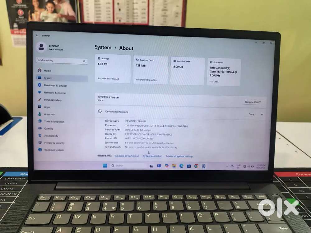I3 11 generation 1tb SSD with 8 gb ram and 128 mb graphics.