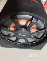 Perfectly working Bass tube with inbuilt amplifier. Nice sound