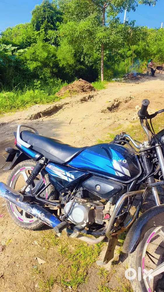 New condition koi bhi kami nahi hai pure kagaj complete hai