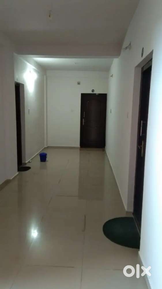 2 BHK a/ c FLAT GAYA, SURYA APARTMENT Puthurkara, ayyanthole, thrissur