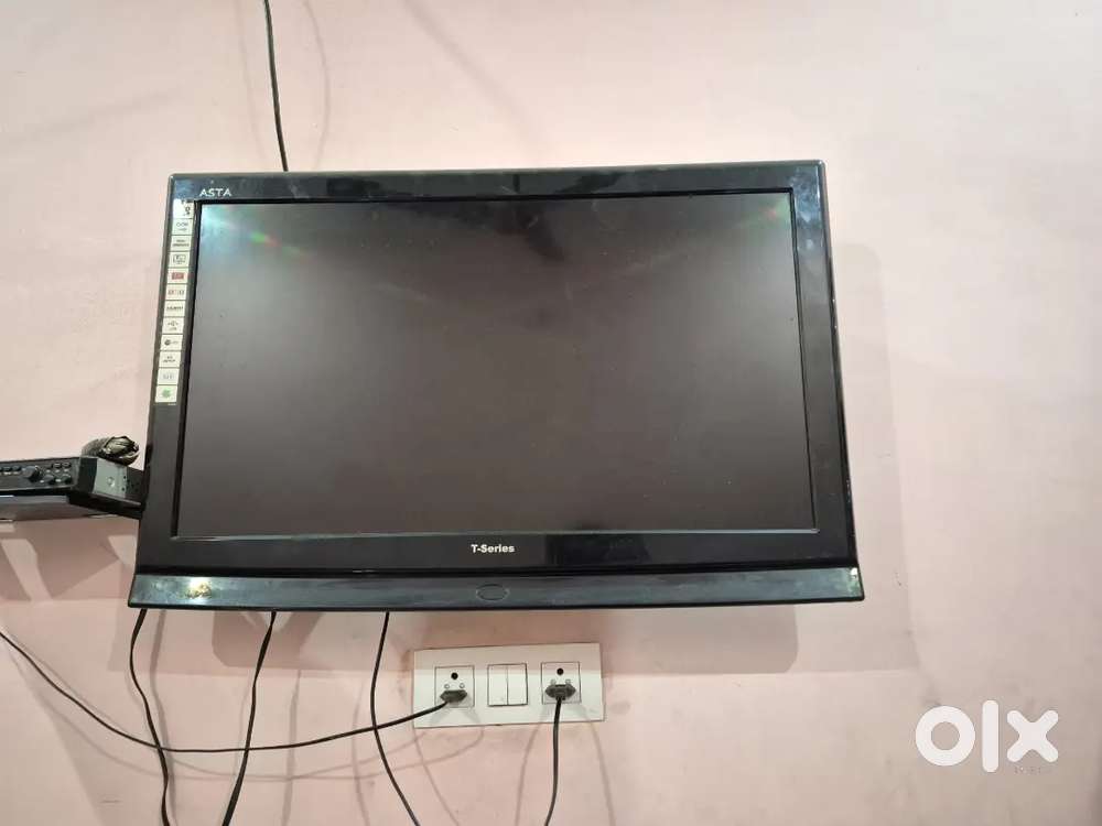 32 inch led at good condition