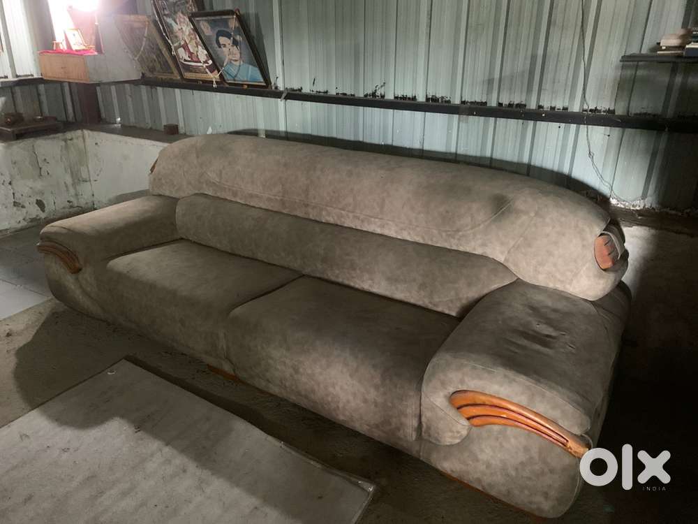 Sofa set  Pure sagwan sofa set 4+3+2 set 10 year old