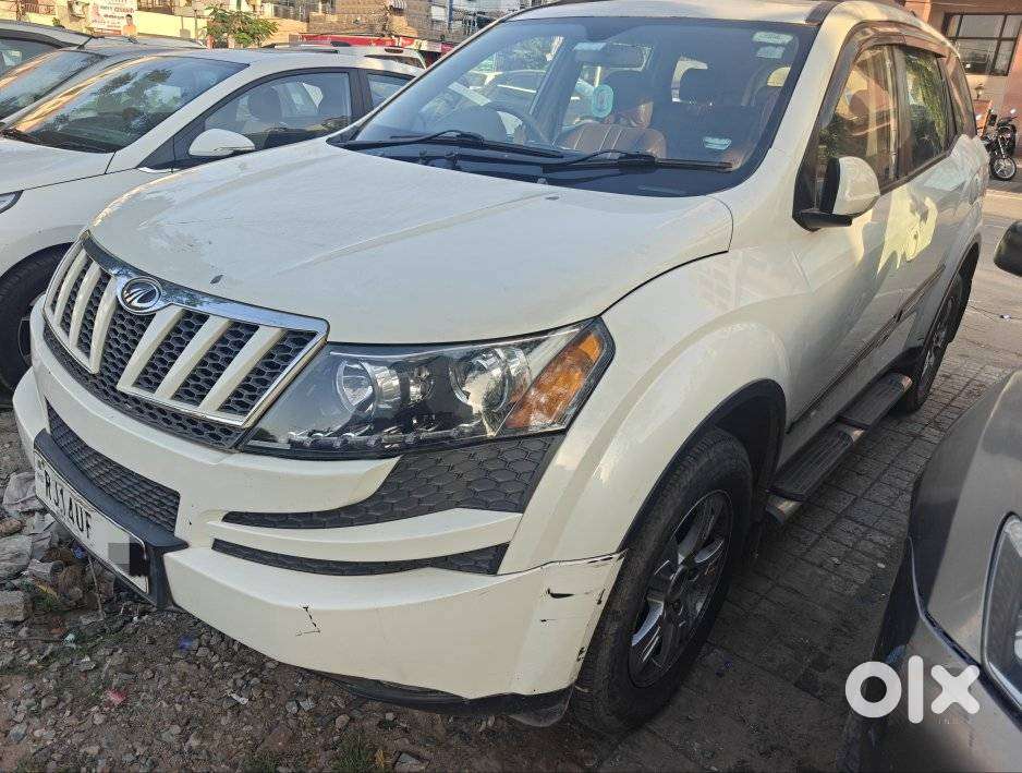 Mahindra XUV500 W8, 2013, Diesel