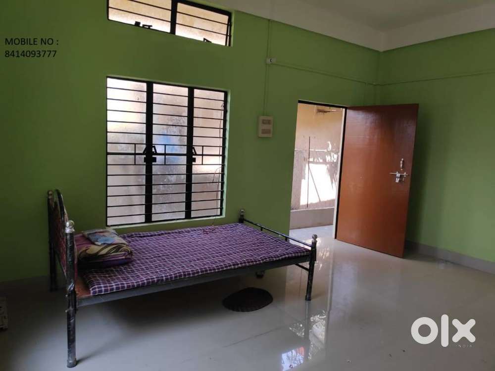 RCC INDEPENDENT 1 ROOM KITCHEN WITH ATTACHED WASHROOM