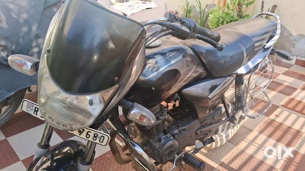 I am selling my bajaj platina bike.