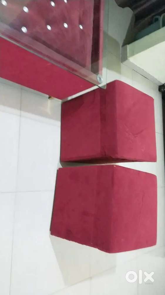 New Centre table with 2 big size puffy.