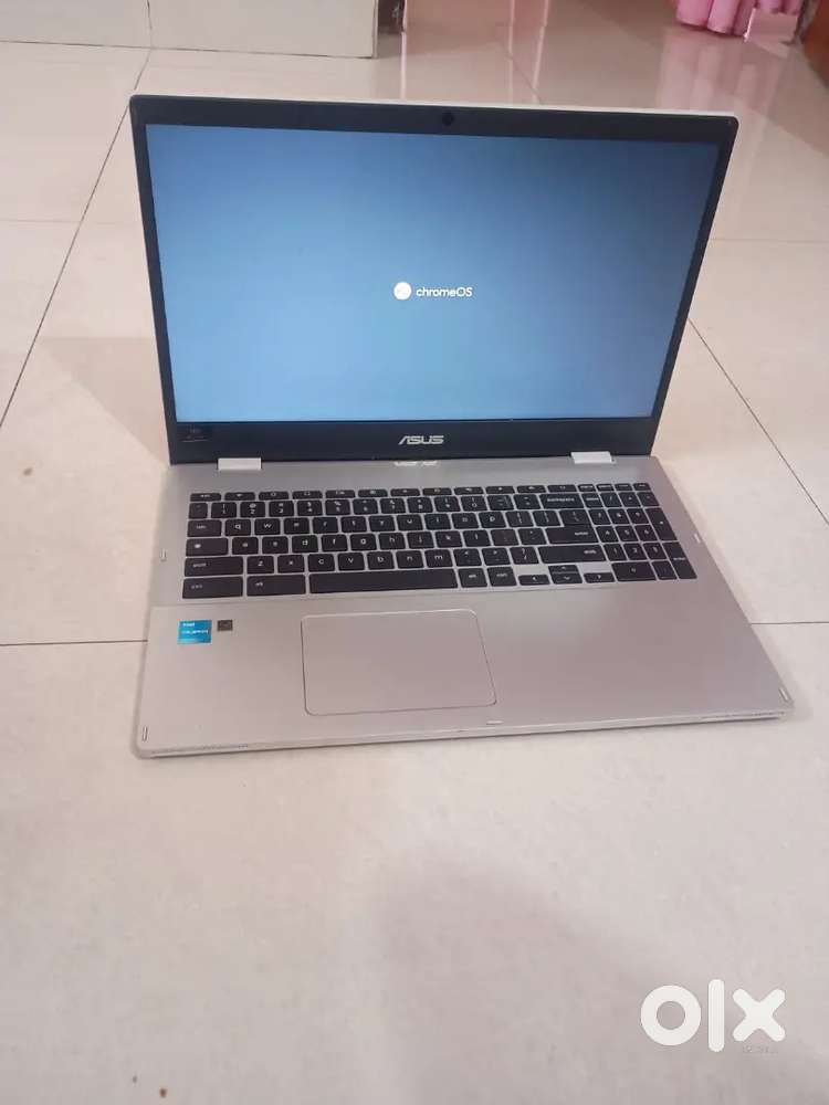 Selling my Asus laptop in excellent condition