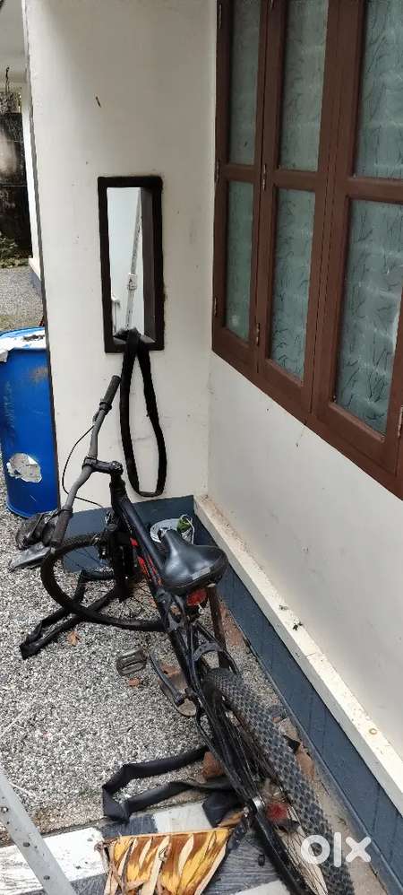 Level cycle 2tyres are80percentage good condition