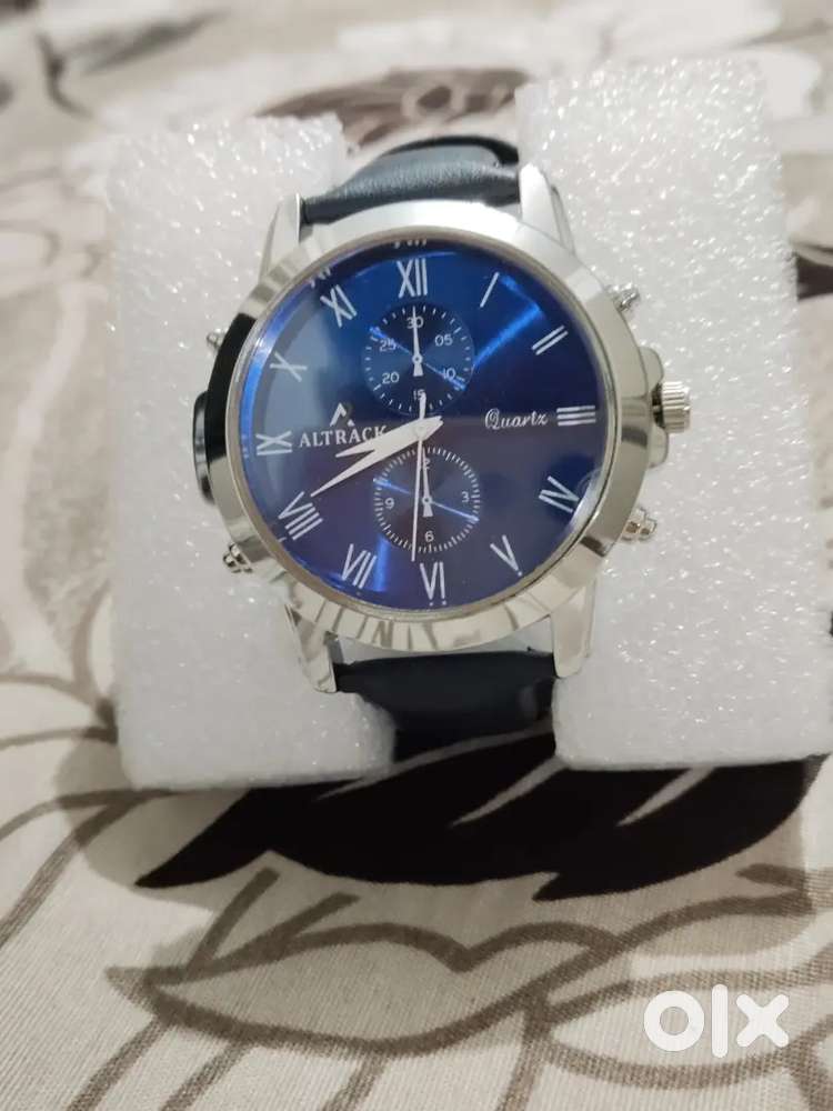 Ye watch bohot achi hey