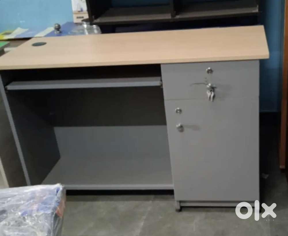 Dark grey colour bottom maple top office table maple colour