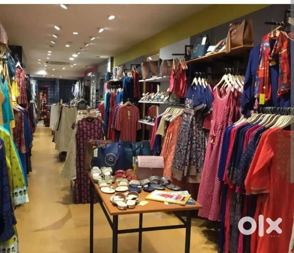 Wanted Male /  Female Sales Staff @ Branded Clothing Store