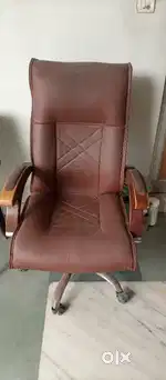 Office chair & table