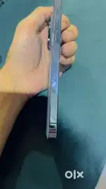 I phone 13 pro max Sky, blue colour 256 gb no Scratch out of warranty