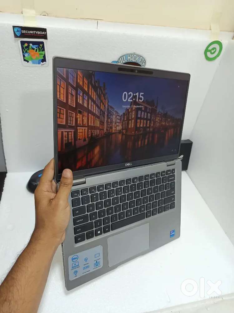 Dell latitude series 

I7 11TH Gen laptop