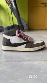 Air Jordan 1 Travis Mocha High