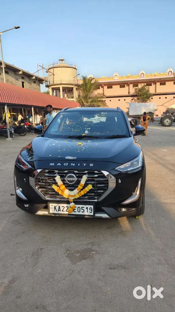 Only 15 Month Nissan Magnite 2024 Petrol Black 23000 Km Driven