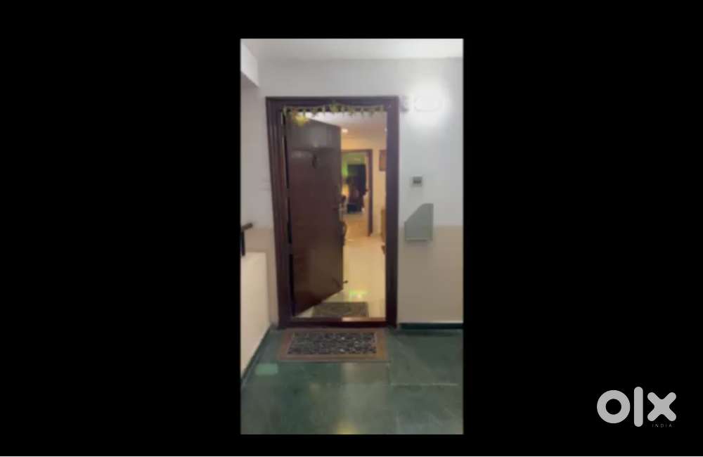 2100 sq ft flat in a gated community for sale
