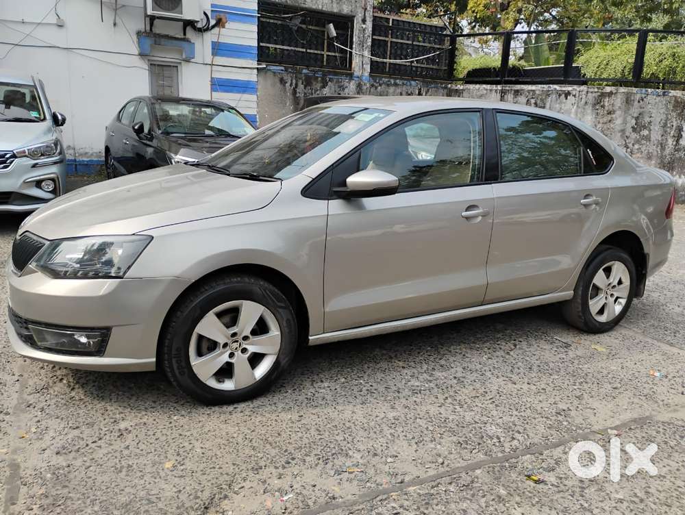 Skoda Rapid 1.6 Elegance Plus MPI AT, 2017, Petrol