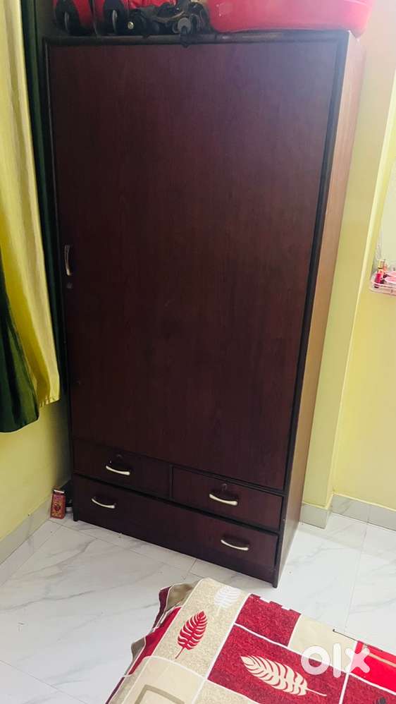 Sale dressing table , wardrobe