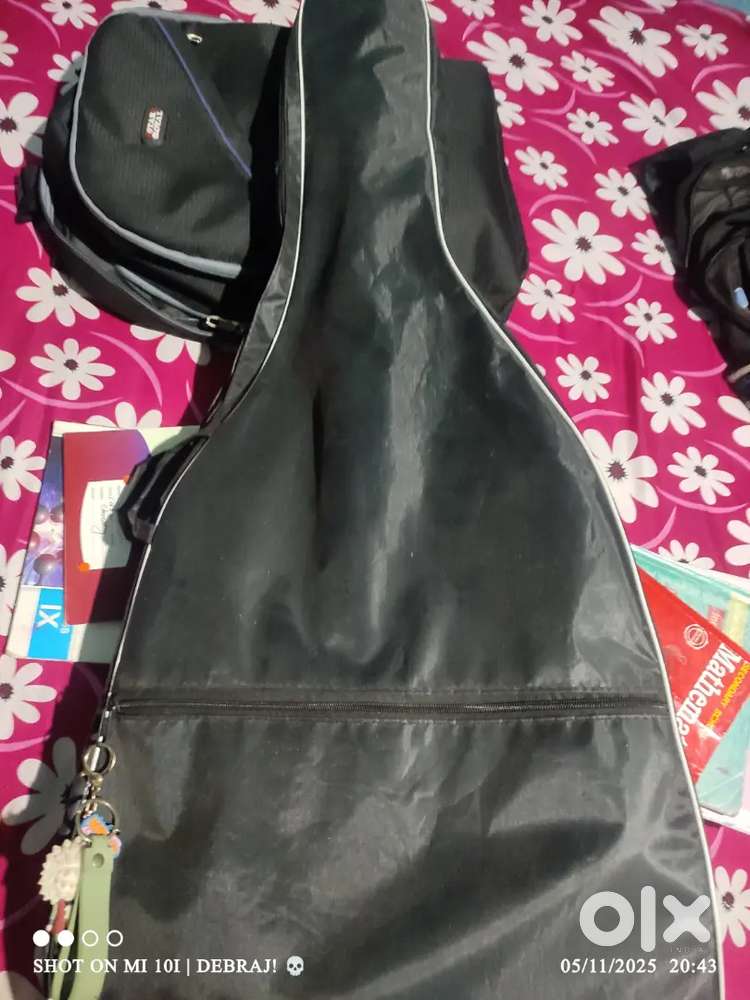 GIVSUM ACOUSTIC GUITAR!