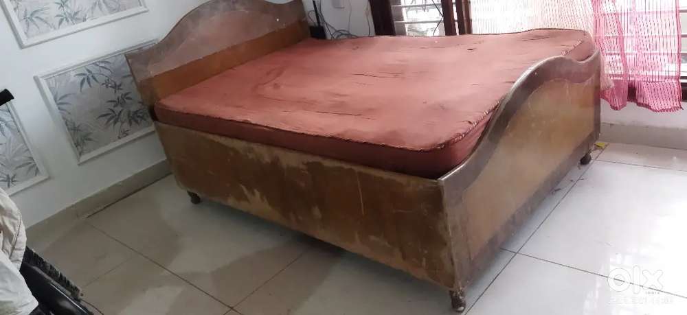Dawan bed with mattress