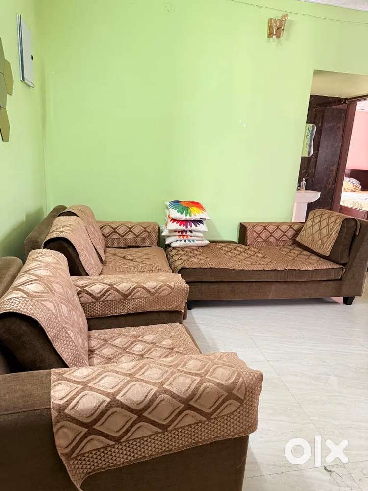 SOFA SET without pillow