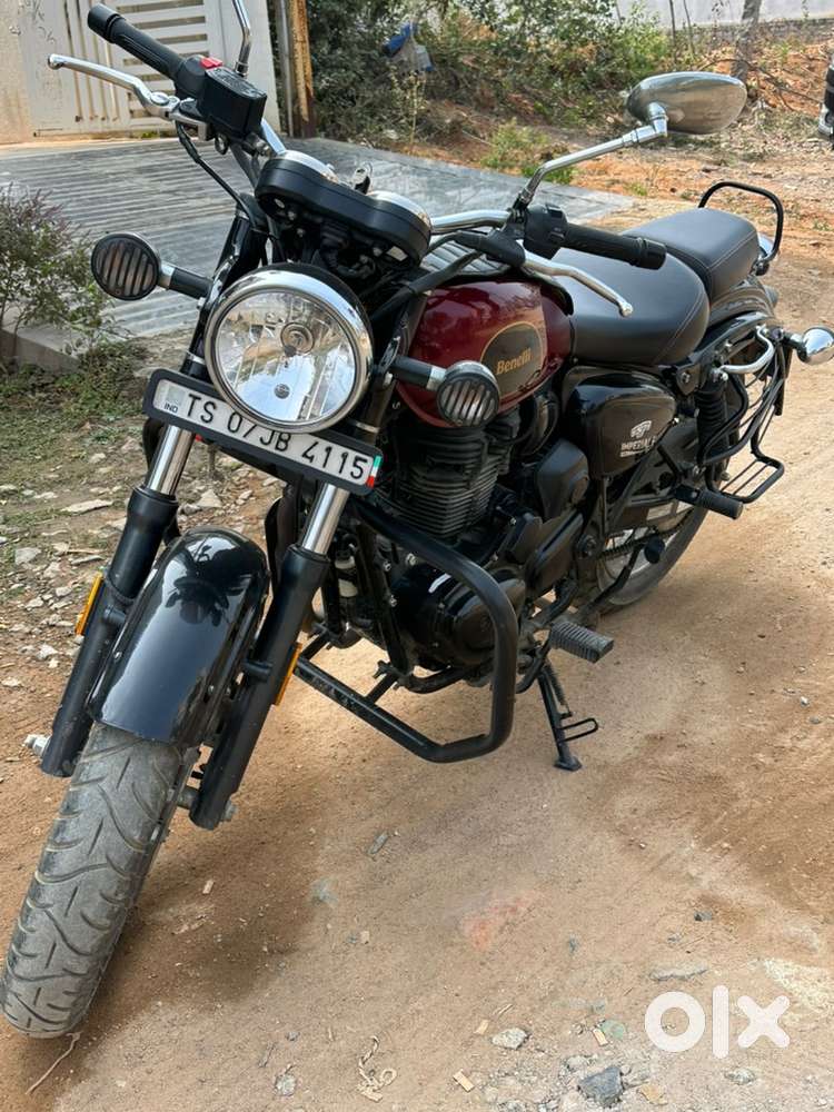 Benelli 400 less driven