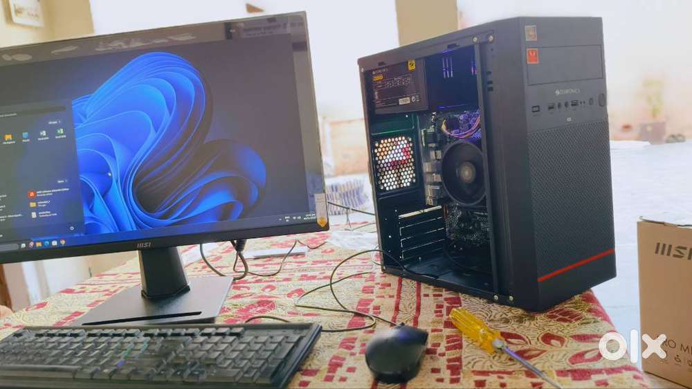 Desktop computer