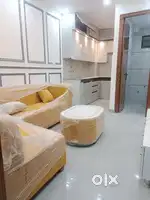 1 BHK 1 km distance maine road se