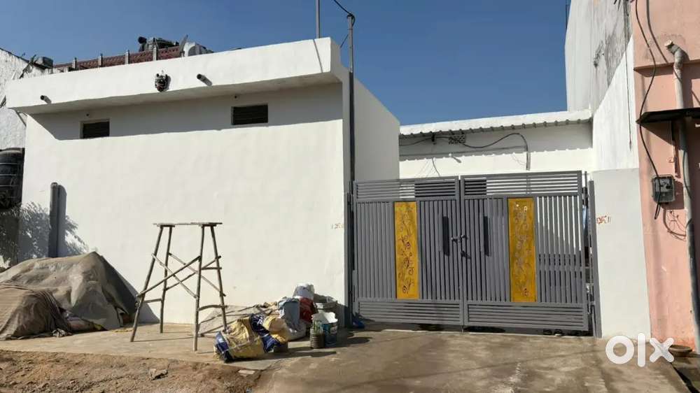 Warehouse/Godam available for rent...100 meter from Bajri mandi road