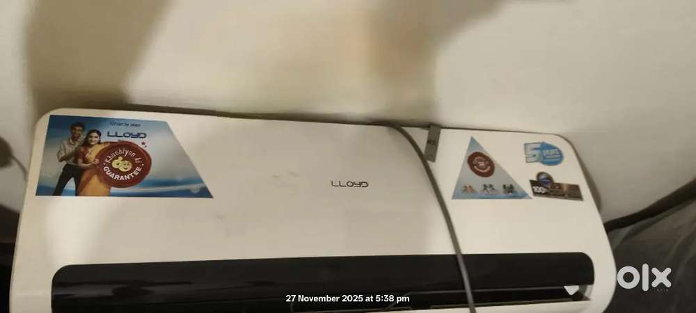 lloyd 1.5 ton ac and electric  water heater