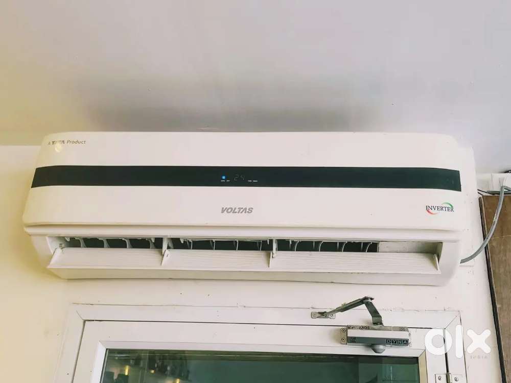 Voltas 1.5 Ton inverter ac with all fittings, including copper pipe