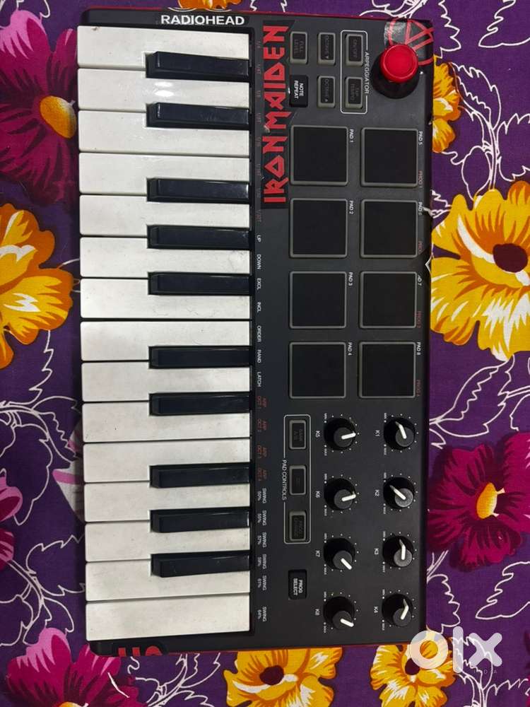 Akai 25 key Midi Keyboard