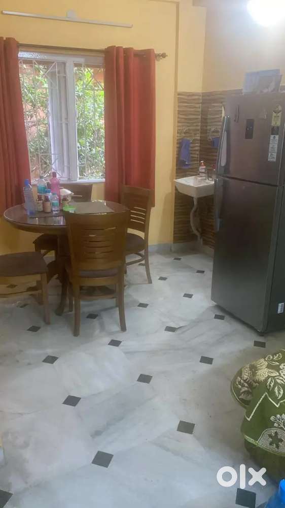 Beautiful  renovated flat at Jheel Road Dhakuria for immediate resale