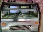 Display cold and hot counter freezer