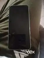 A31 6 128 hai display badli hai