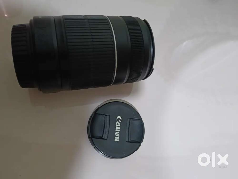 Canon zoom lens
