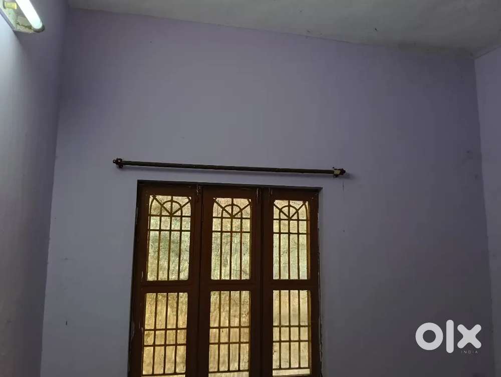 House located near main road, ground floor,24 hrs water supply