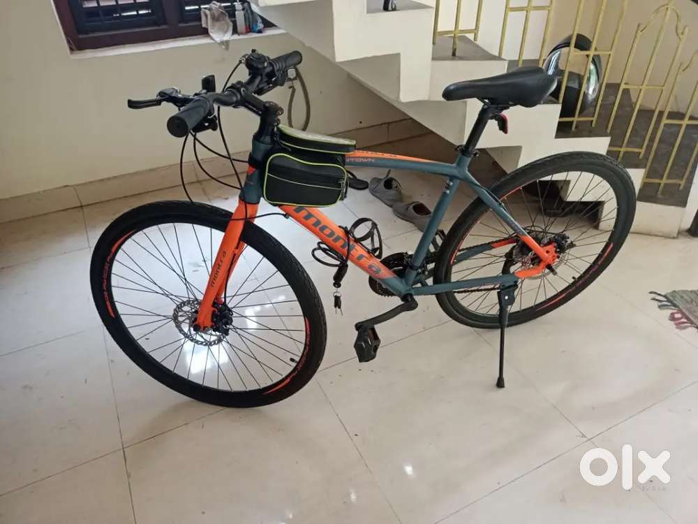 Very condition cycle,1,2 time use only,montra downtown